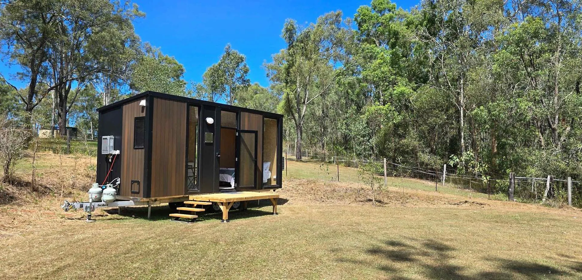 The Mini Chalet By Tiny Away Bromfleet